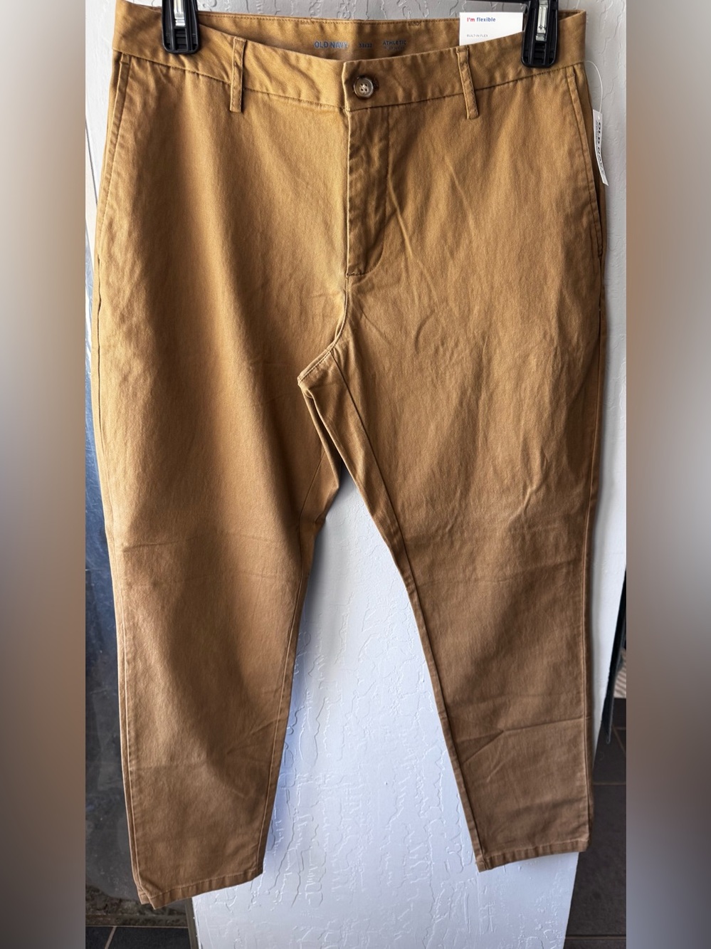 NWT Old Navy Men's Athletic Chinos